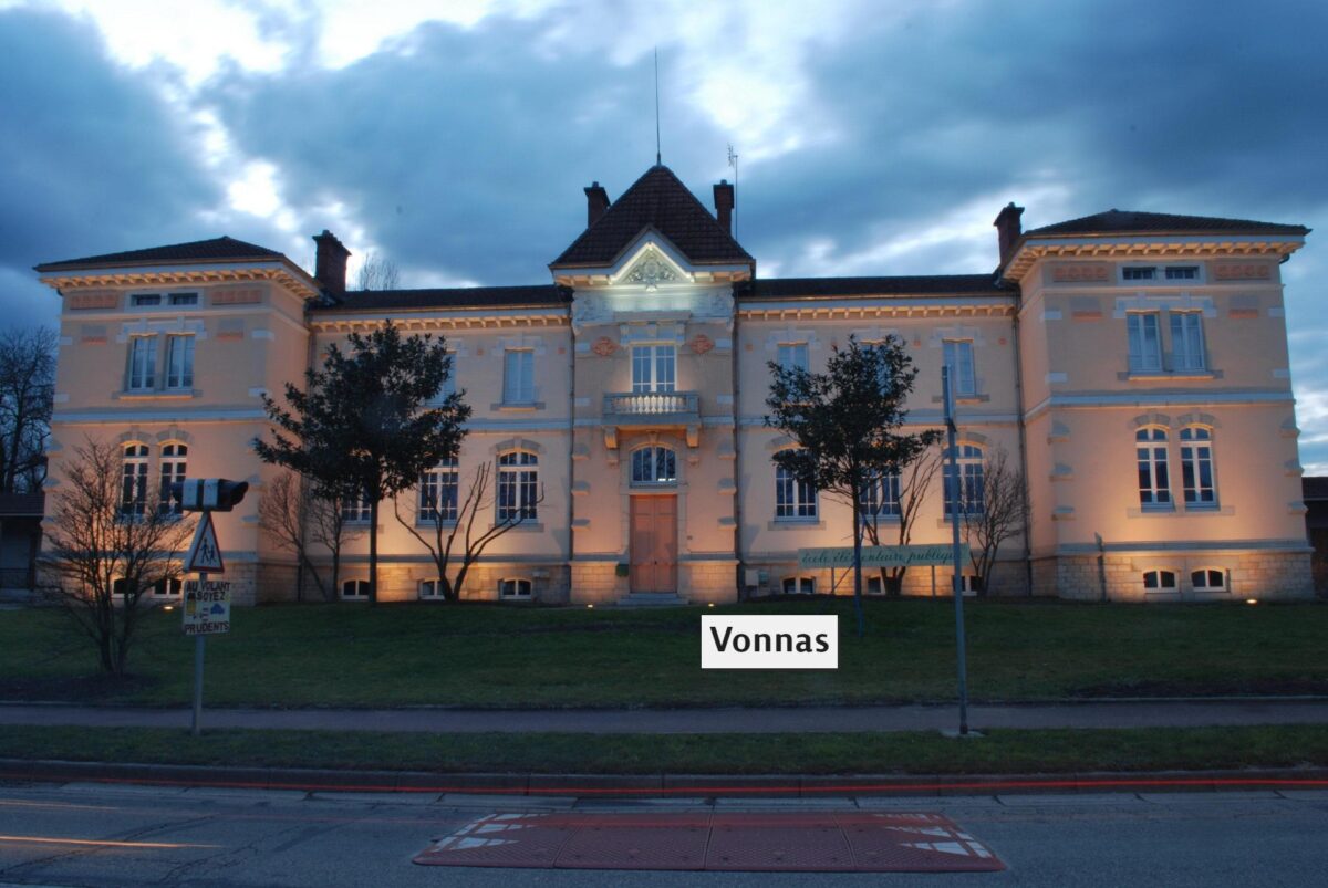 VONNAS
